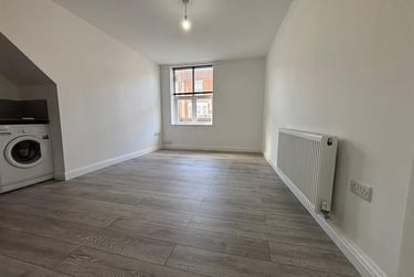 1 bed flat, Frogmore Road, Fratton, Portsmouth, PO48RB - Image 4